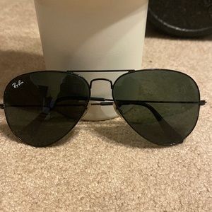 RAYBAN black aviators